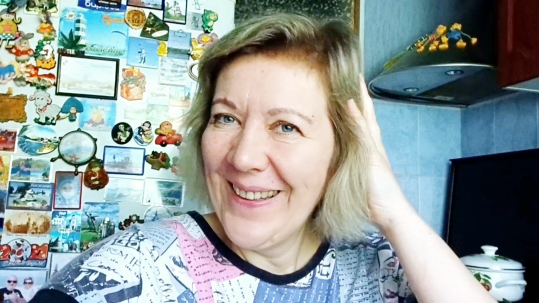 Купила новую/Я его посадила/Скоро на море смотреть онлайн