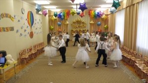 НЕЗАБУДКОВЫЙ ВАЛЬС НА ВЫПУСКНОЙ В ДЕТСКОМ САДУ