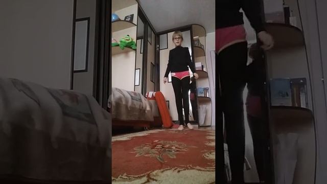 Моя разминка. Скоро на гимнастику😆😎😍😘😗 смотреть онлайн