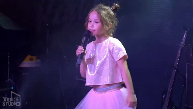 Шадуро Варя. Концерт Voice-Studio в Real people club 04.06.2021 смотреть онлайн