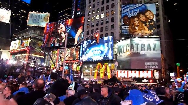 New Years Eve, Lady Gaga, 2011/2012 NYC Times Square Новый год в Нью-Йорке 478 смотреть онлайн