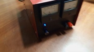 Зарядное устройство на тиристоре со стабилизацией по