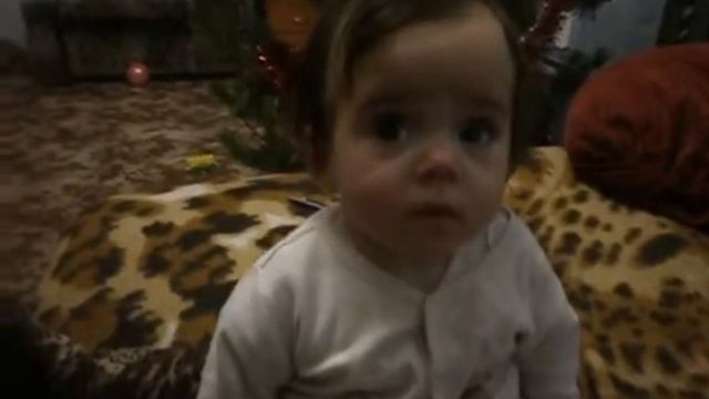 Испугалась камеры