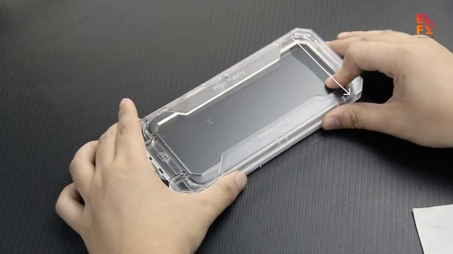 Стекло защитное ELFY  для IPhone 16 серии  с аппликатором Anti-D