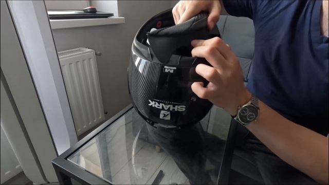 КАК ДОСТАТЬ ВНУТРЯНКУ ШЛЕМА SHARK SPARTAN GT CARBON смотреть онлайн