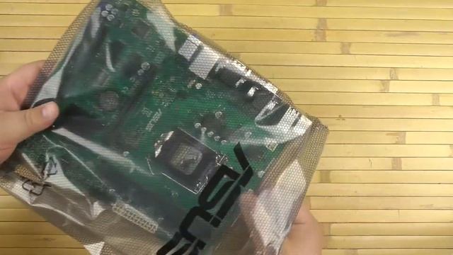 Распаковка Asus Prime H310M-C смотреть онлайн