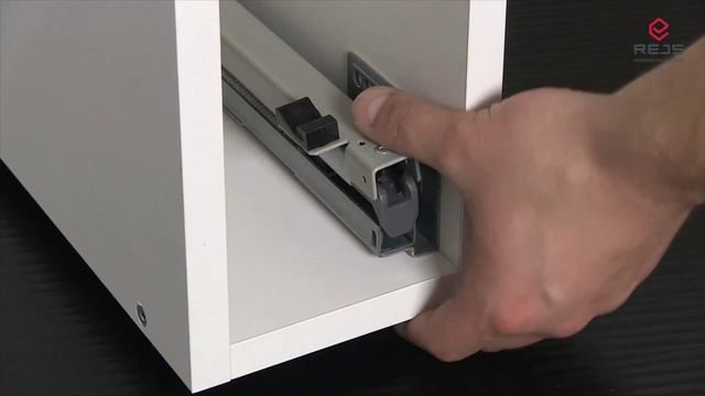 Видеоинструкция по установке комплектов Rejs Cargo mini Variant Multi 150 мм бокового монтажа смотреть онлайн