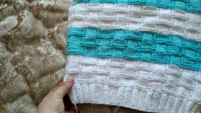 Вяжу из остатков пряжи. Продвижение детской кофточки.