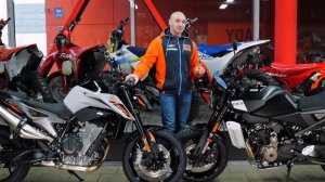Husqvarna Svartpilen 801 чи KTM 790 Duke: Що обрати?
