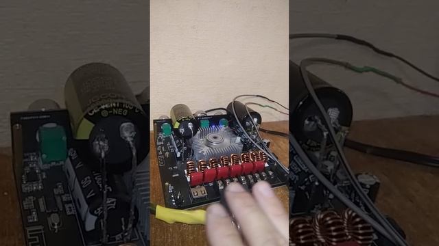 Ход динамика колонки Aiwa смотреть онлайн