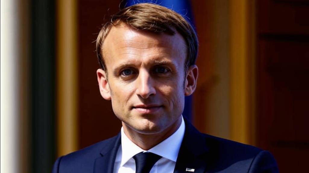 Эмманюэль Макрон - президент Франции смотреть онлайн