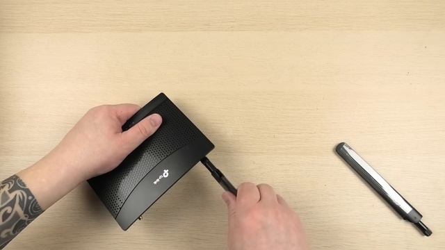 Розпаковка TP-LINK TL-MR100 смотреть онлайн