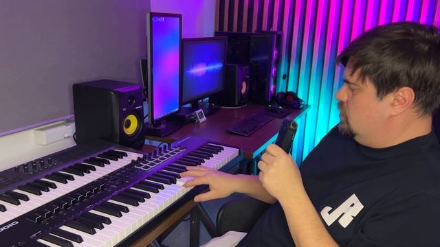 ЧЕСТНЫЙ ОБЗОР НА M-AUDIO OXYGEN PRO 61 // FANS OF CHRIST смотреть онлайн