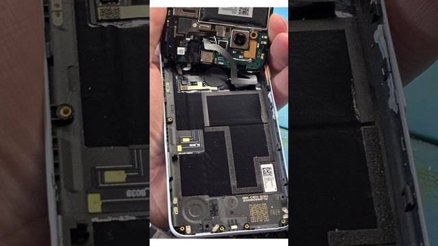 Google Pixel 4a Ремонт Замена батареи смотреть онлайн