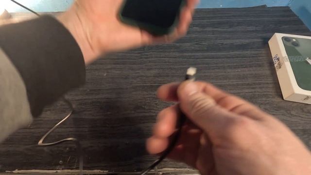 IPhone 13 распаковка