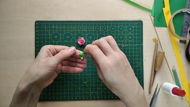 Остров Цветы Роза с чашелистиком смотреть онлайн