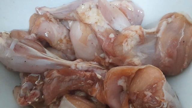 Запечённый Кролик в Соевом Соусе с Мёдом и Овощами смотреть онлайн