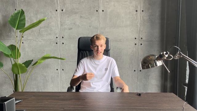 Нужна ли Золотая медаль в 11 классе? смотреть онлайн