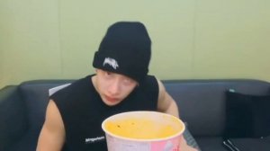 Бан Чан и острая лапша (помогите бан чану)