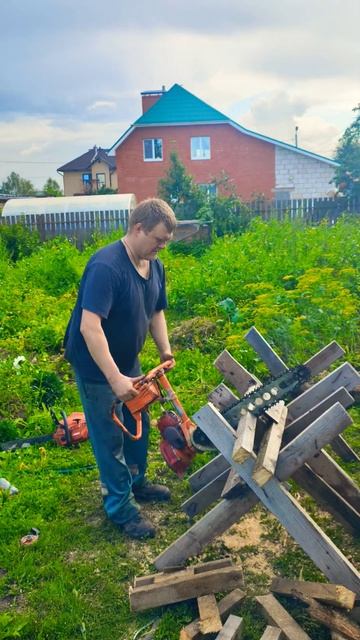 БЕНЗОПИЛА ДРУЖБА СССР! Выкрутился контактный наконеч? смотреть онлайн