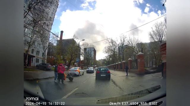 Встреча водителей каршеринга и доставки еды! Страшная смотреть онлайн