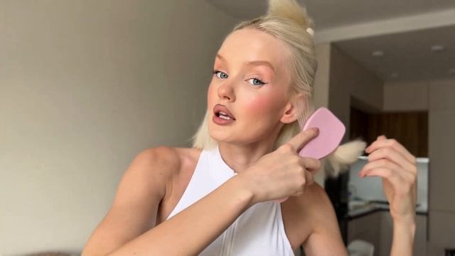 Укладка на Dyson AirStrait