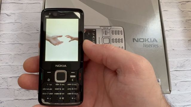 Nokia N82. Unboxing. Обзор и распаковка.