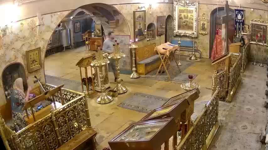 Молебен с акафистом Порт-Артурской иконе Божией Матери. Храм Успения в Путинках. смотреть онлайн