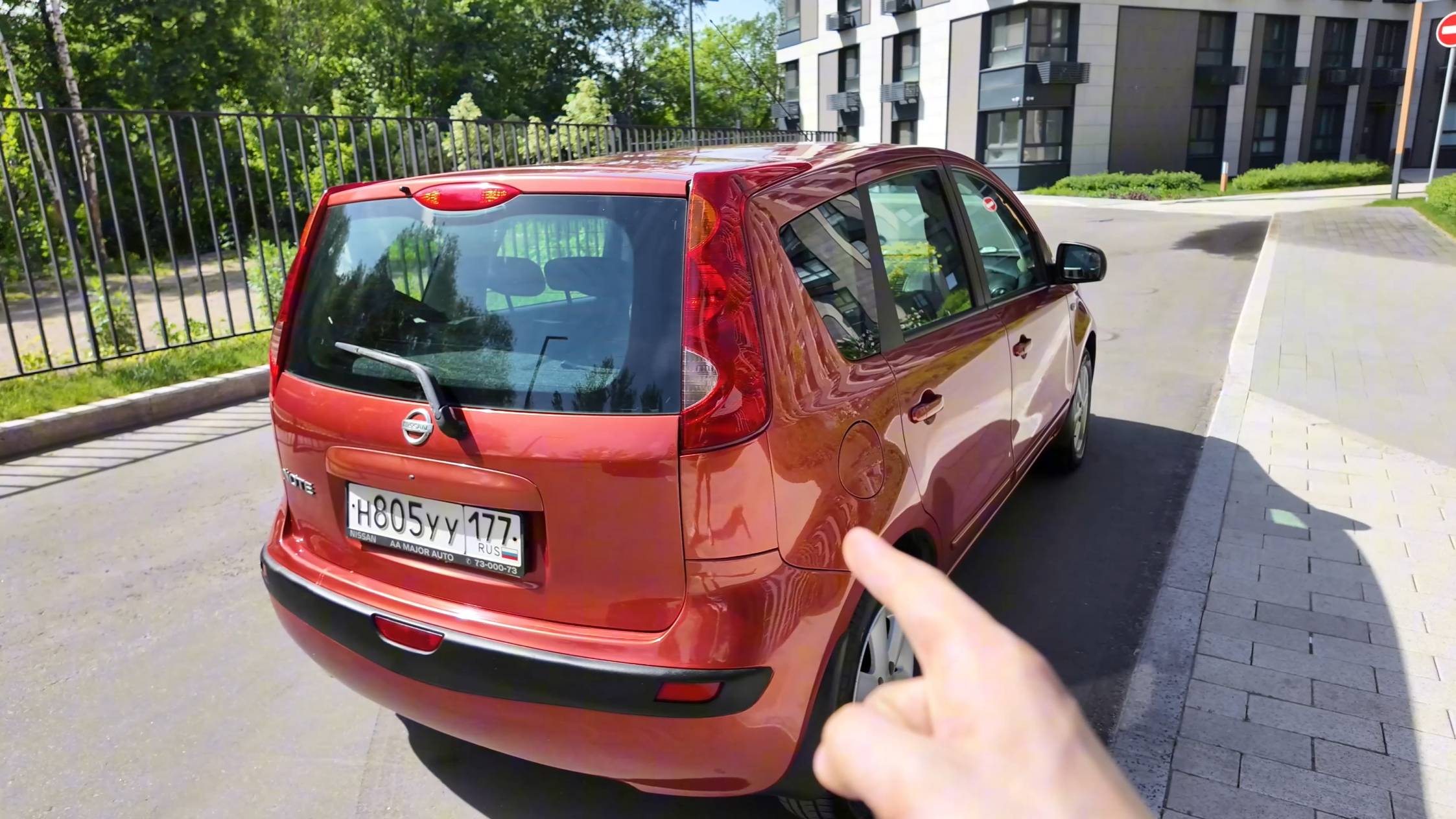 Nissan Note 2007 1.6 AT смотреть онлайн