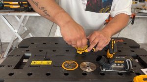 DeWalt DSC438N миниушм, распаковка и первые впечатления+ как