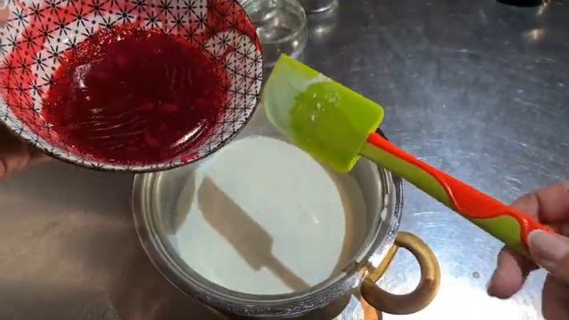 Паннакота со смородиной. Простой, быстрый рецепт без в