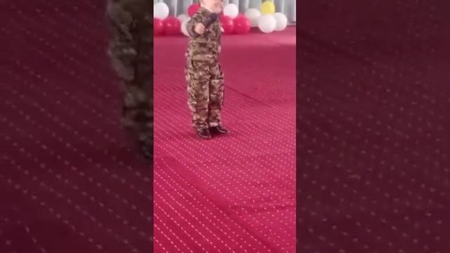Суруди парчам.Комрончон 👍 смотреть онлайн