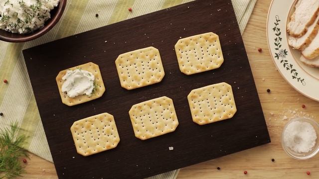 Рецепт от TUC с курицей, сыром и зеленью смотреть онлайн