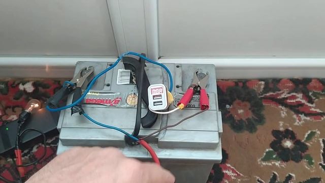 зарядное для авто с ноутбука.