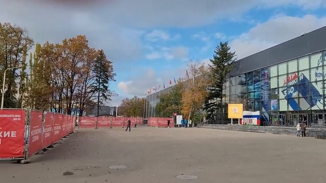 ВДНХ в октябре 2022 смотреть онлайн