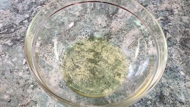 ПІСОЧНИЙ ПИРІГ З ВИШНЯМИ ТА КРЕМОМ-СУФЛЕ ЗІ СМЕТАНИ - Н