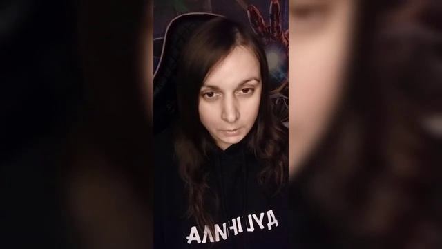 Как раскрутить жену на кекс втроём смотреть онлайн