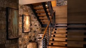 Чем отделать стены лестницы