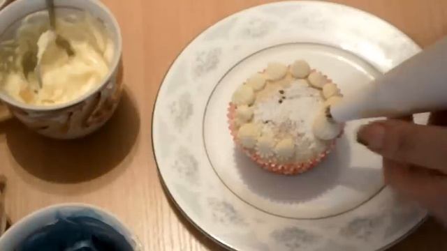 как украшать Капкейки Decorating Cupcakes