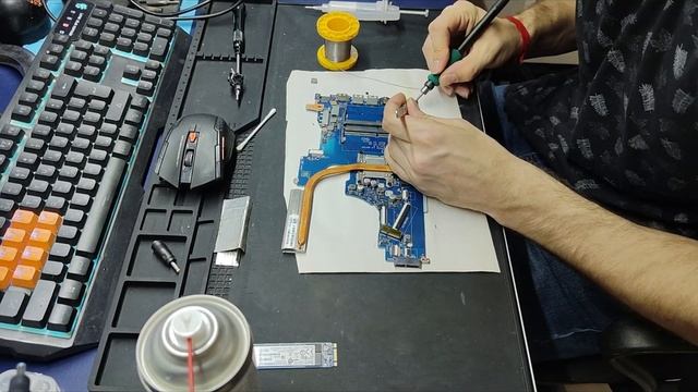 Решение проблемы нет инициализации HP 250 g7: Процессор и смотреть онлайн