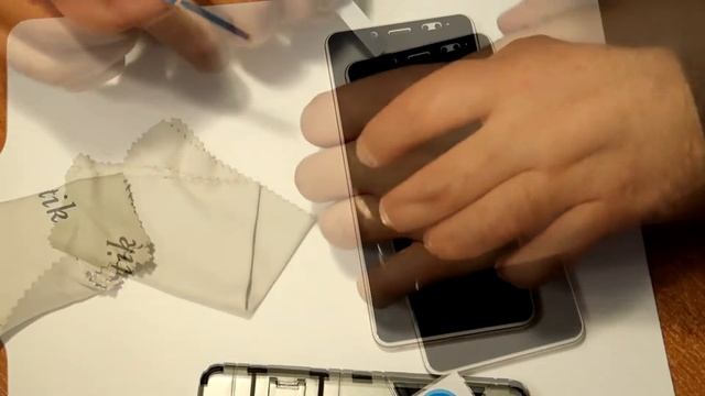 Черное 9D стекло на белый телефон. смотреть онлайн