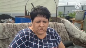 Юра гряды топчет, капусту 🥦🥬высадили и поговорить.