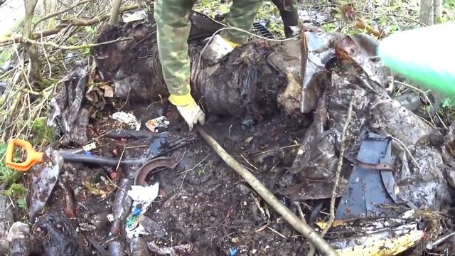 КЛАДОИСКАТЕЛИ // Нашли запчасти от машины ЧАСТЬ 2 смотреть онлайн