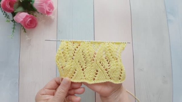 Очаровательный ажурный узор для шапки и не только..