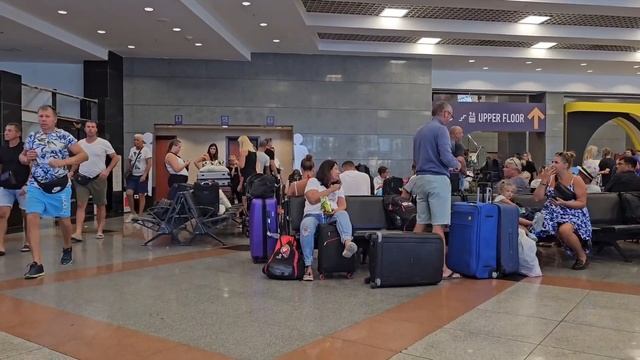 ЗАДЕРЖКА РЕЙСА ИЗ ШАРМ ЭЛЬ ШЕЙХА НА 19 ЧАСОВ. ТУРОПЕРАТ? смотреть онлайн