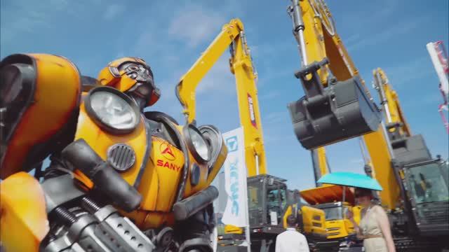 EXPO - день 1 смотреть онлайн