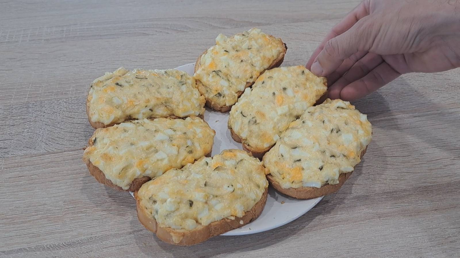 Не успевали подавать на стол. Еврейские горячие бутерброды №1. ВСЕГДА ВЫРУЧАЮТ В ЛЮБОЙ СИТУАЦИИ. смотреть онлайн