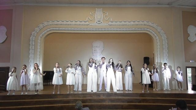 Отчетный концерт отделения эстрадного вокала