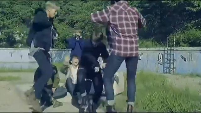 Клип к песне пока мы молоды.....ВТS