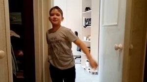 Смерть фиолетового парня в костюме аниматроника